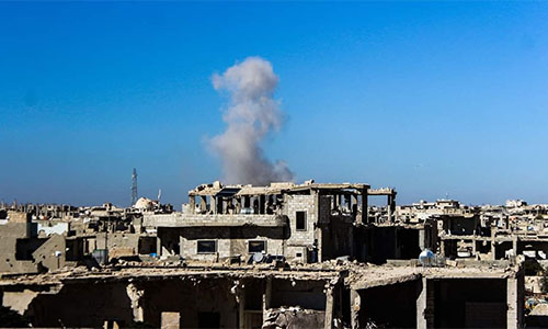 La coalición liderada por EEUU vuelve a bombardear los civiles en una localidad siria